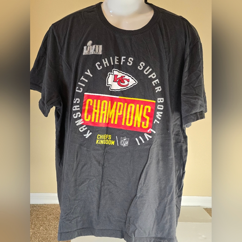 Kansas City Chiefs Super Bowl LVII Nike Tee Trophy Collection Nike Tee Sz 3XL